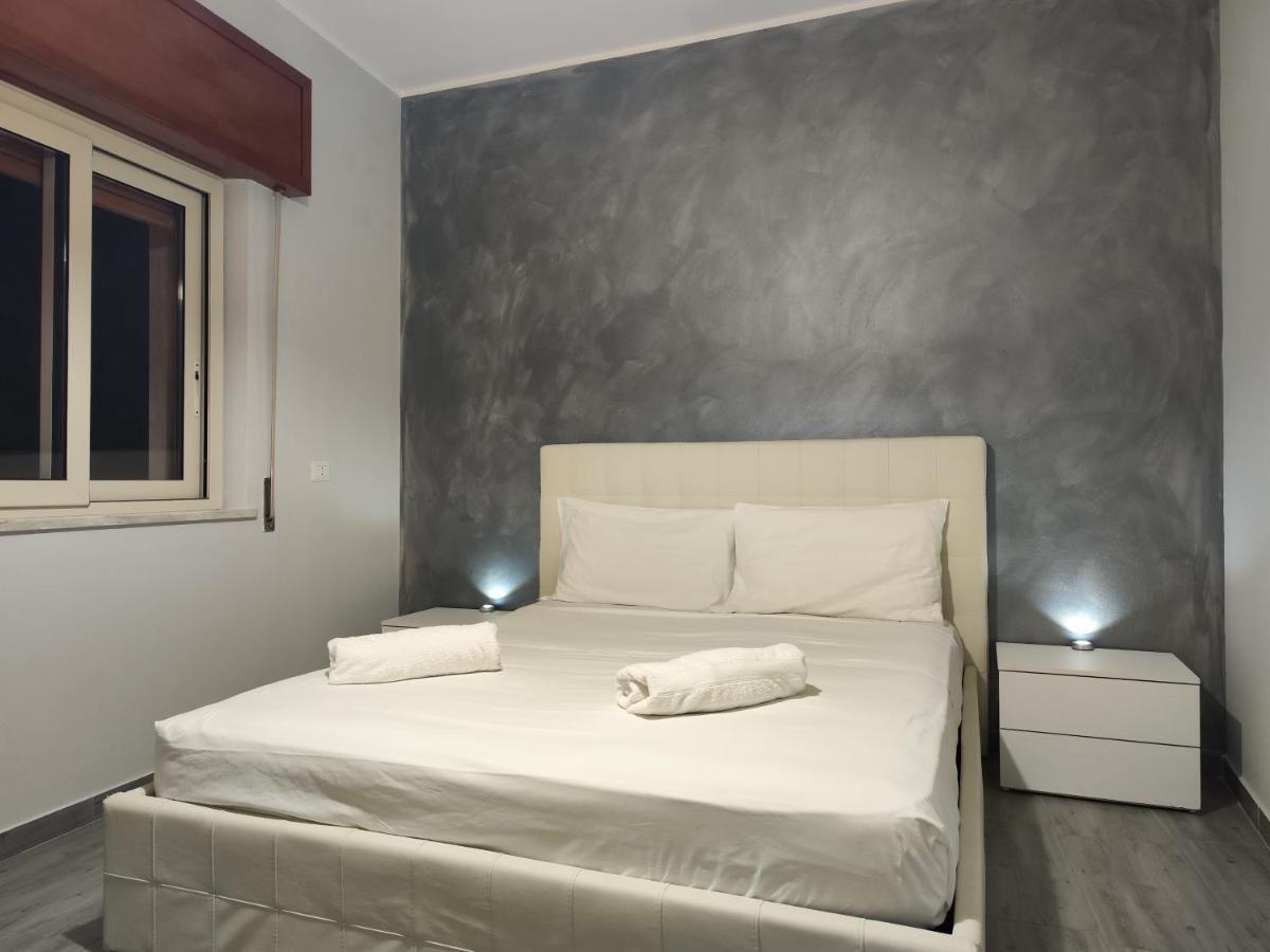 Sicily Travel Apartment'S 2 Giardini Naxos Exterior photo