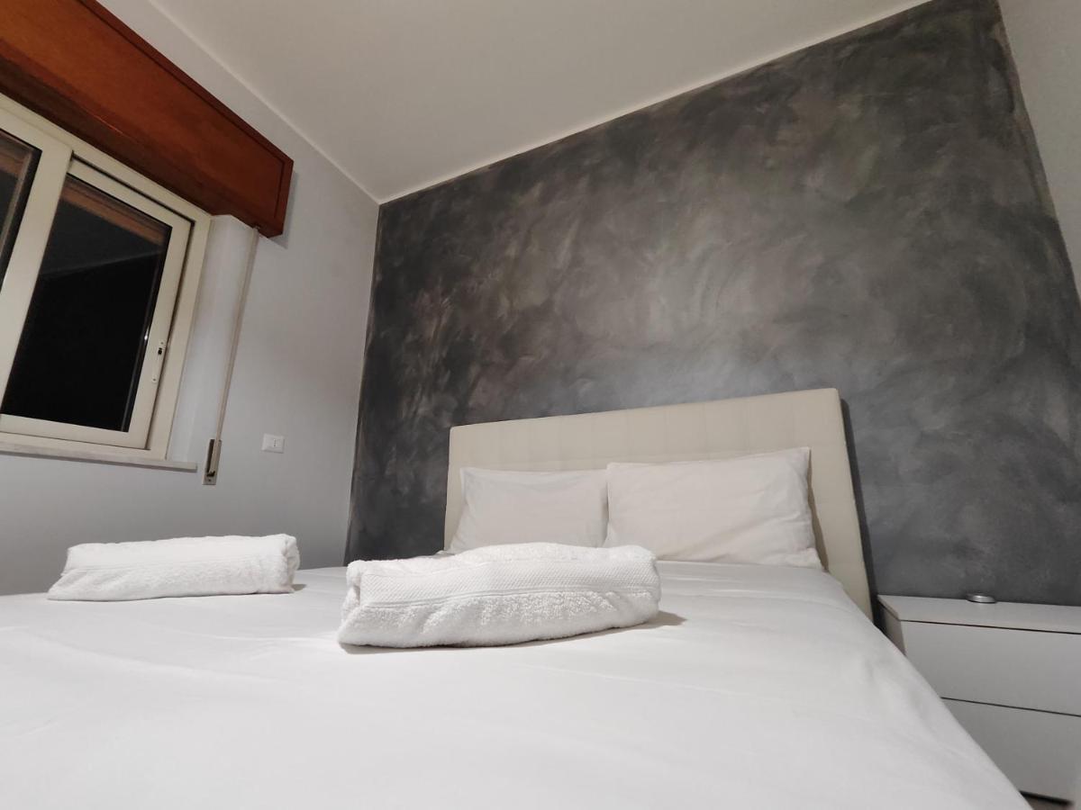 Sicily Travel Apartment'S 2 Giardini Naxos Exterior photo